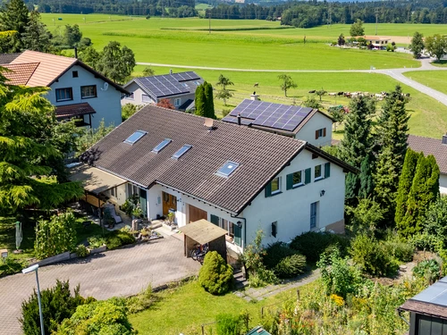 Zweifamilienhaus an ruhiger, ländlicher Lage