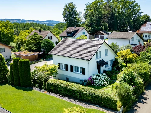 Charmantes Einfamilienhaus in ruhigem Wohnquartier