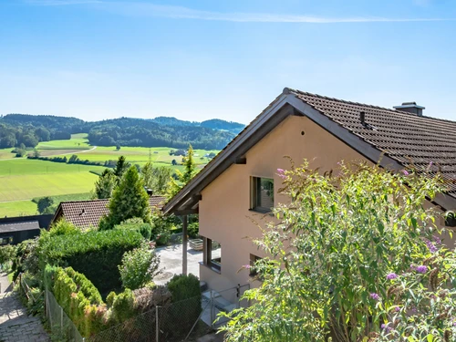 Sonniges Einfamilienhaus mit traumhafter Fernsicht